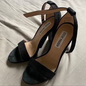 Steve Madden Carson black suede heel